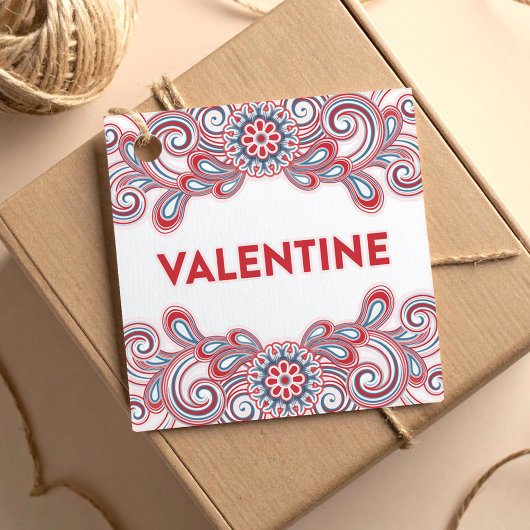 ピンクの花と渦巻きのバレンタインデー フェイバータグ