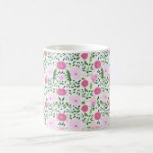 ピンクの花と緑のつる植物パターン コーヒーマグカップ (中央)