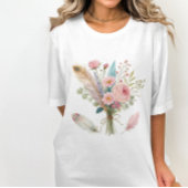 ピンクの花と羽Tシャツ Tシャツ