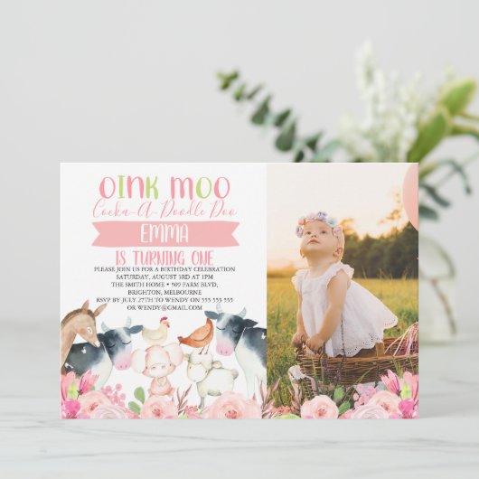 ピンクの花と農場の写真を使った誕生日招待状 招待状 (スタンド正面)