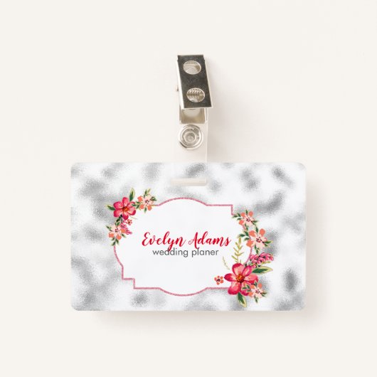 ピンクの花と銀ガぼやけラス バッジ (正面クリップ)