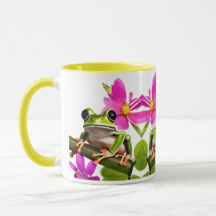 ピンクの花に囲まれて愛らしいグリーンカエル マグカップ