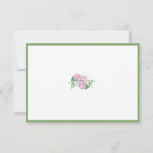 ピンクの花のディテールが付いたセージカラーのカード 招待状 (裏面)