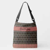 ピンクの花のデザイナー クロスボディバッグ (正面)