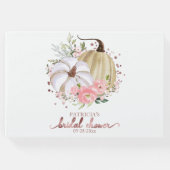 ピンクの花のデザインが施されたパンプキンの秋のブライダルシャワー ゲストブック (正面)