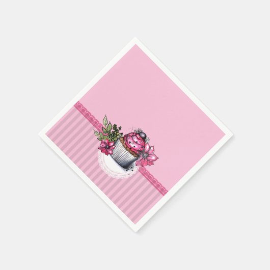 ピンクの花のナプキンとピンクのイチゴのカップケーキ スタンダードカクテルナプキン (角)