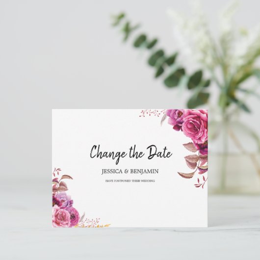 ピンクの花のフローラ延期された日付の変更 ポストカード (スタンド正面)
