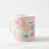 ピンクの花のベビーのマグ コーヒーマグカップ (正面左)