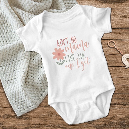 ピンクの花のママ私の赤ん得坊の女の子 ベビーボディスーツ