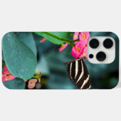 ピンクの花の上の美しい蝶 Case-Mate iPhoneケース (裏面 (横))