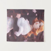 ピンクの花の中の美しい若い女の子ポートレート タペストリー (正面(横))