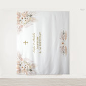 ピンクの花の双子の女の子 1歳の誕生日と洗礼 タペストリー (正面)