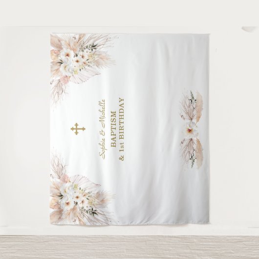 ピンクの花の双子の女の子 1歳の誕生日 洗礼 タペストリー (正面)