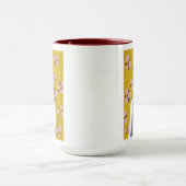 ピンクの花の女性 – 黄色 マグカップ (中央)