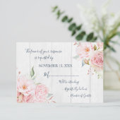 ピンクの花の春の結婚式返信カード 出欠カード (スタンド正面)