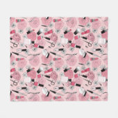 ピンクの花の美容製品パターン フリースブランケット (正面(横))