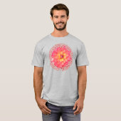 ピンクの花の芸術 Tシャツ (正面フル)