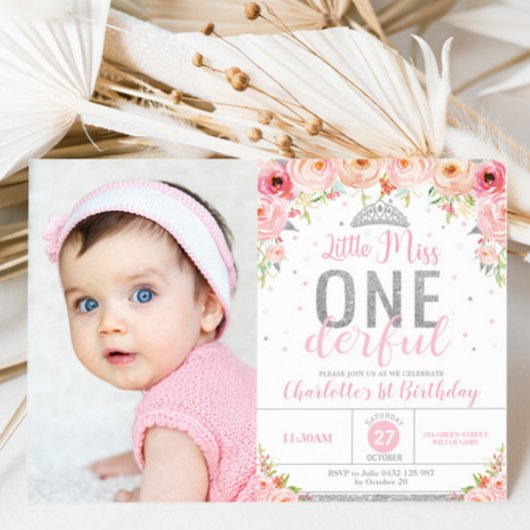ピンクの花のLittle Miss Onederful 1歳の誕生日 招待状