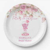ピンクの花びらとプロセッコの花嫁シャワー ペーパープレート (正面)