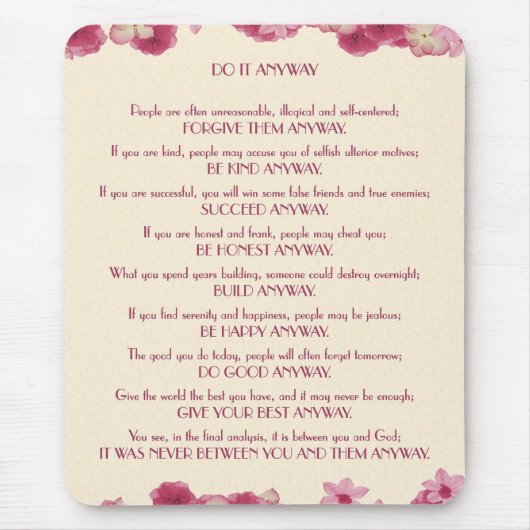 ピンクの花びらはそれをとにかくします マウスパッド (正面)