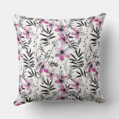 ピンクの花びら風 クッション (裏面)