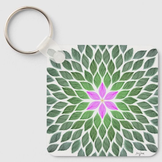 ピンクの花びら キーホルダー (正面)