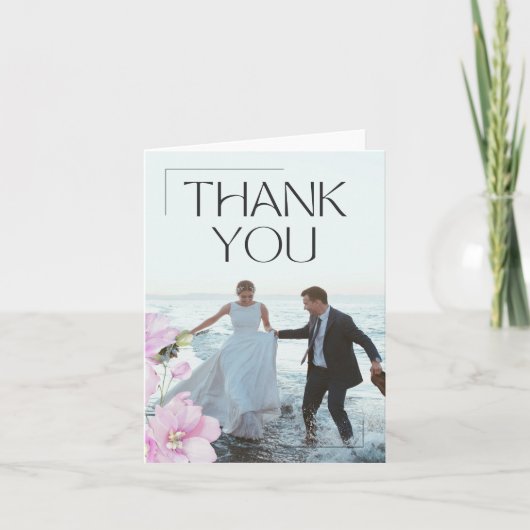 ピンクの花をあしらったシンプルな結婚式のお礼カード サンキューカード (正面)