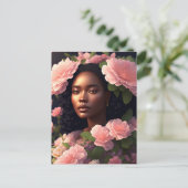 ピンクの花を持つ美しい黒人女性 ポストカード (スタンド正面)
