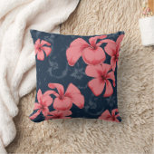 ピンクの花を持つ装飾用クッション クッション (ブランケット)