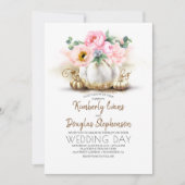 ピンクの花を飾ったゴールドとホワイトのかぼちゃの秋の結婚式 招待状 (正面)