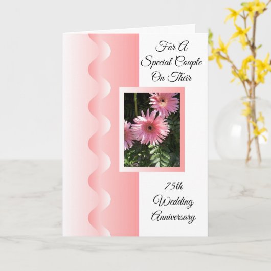 ピンクの花を飾った75周年結婚記念日のパーソナライズギフト カード (黄色い花)
