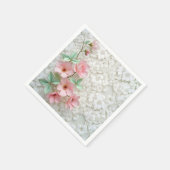 ピンクの花オンホワイトブライダルレース スタンダードカクテルナプキン (角)