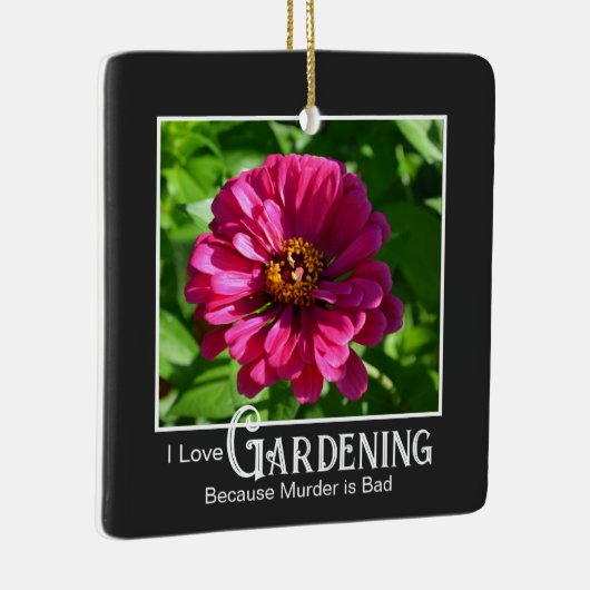 ピンクの花ジンニアデイジーと言うおかしなガーデニング セラミックオーナメント (右)