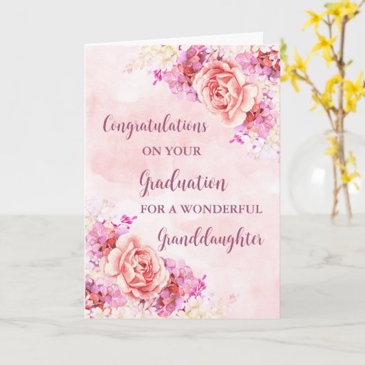 ピンクの花孫娘の卒業 カード (黄色い花)