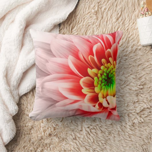 ピンクの花枕 クッション (ブランケット)