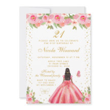 ピンクの花柄のダークスキンのプリンセスの誕生日パーティー