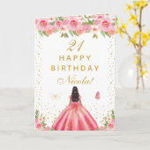 ピンクの花柄のダークスキンの女の子の誕生日 カード (黄色い花)