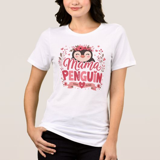 ピンクの花柄のママペンギンのイラスト トライブレンドTシャツ (正面)