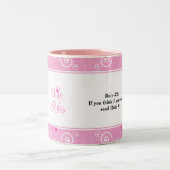 ピンクの花柄の妻ルールカップマグカップ ツートーンマグカップ (中央)