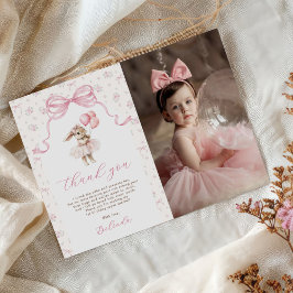ピンクの花柄キュートなリボンのウサギの1歳の誕生日写真 サンキューカード