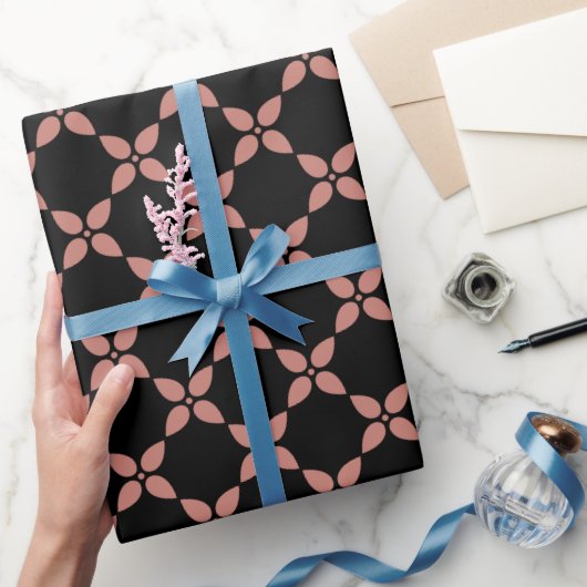 ピンクの花柄ギフト包装紙 ラッピングペーパー (ギフト)