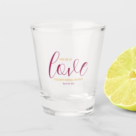 ピンクの花柄テーマのブライズシャワー ショットグラス (正面)