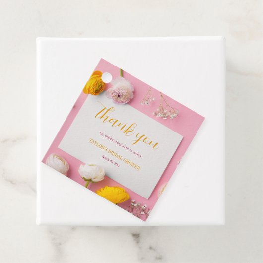 ピンクの花柄テーマのブライズシャワー フェイバータグ (インサイチュ)