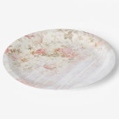 ピンクの花柄及び木製のぼろぼろのシックな紙皿 ペーパープレート (アングル)