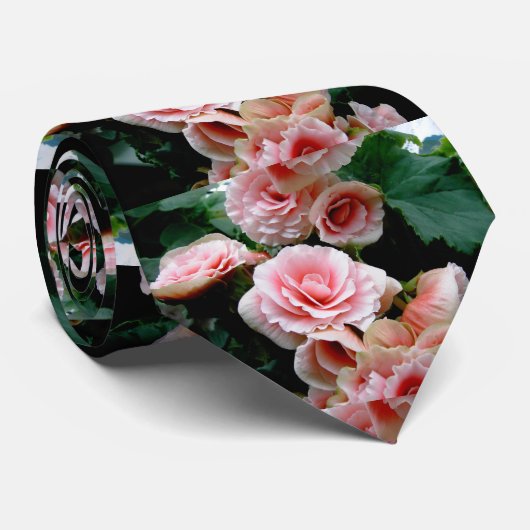 ピンクの花盛りのベゴニア ネクタイ (ロール)