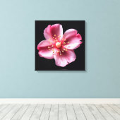 ピンクの花 キャンバスプリント (インサイチュ (ウッドフロア))