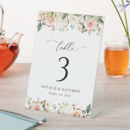 ピンクの花，白の花，ぼほ，テーブル番号 台座サイン