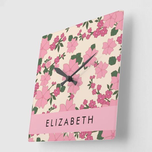 ピンクの花、花のパターン、あなたの名前 スクエア壁時計 (傾斜)
