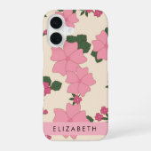 ピンクの花、花の模様、お名前 iPhone 16ケース (裏面)