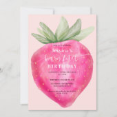 ピンクの苺の1歳の誕生日 水彩画のイチゴ 招待状 (正面)